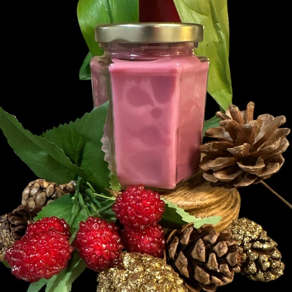 TAYBERRY TEAKWOOD, SCENT UNLEADHED LLC SCENTED CANDLES - Picture 2 of 2